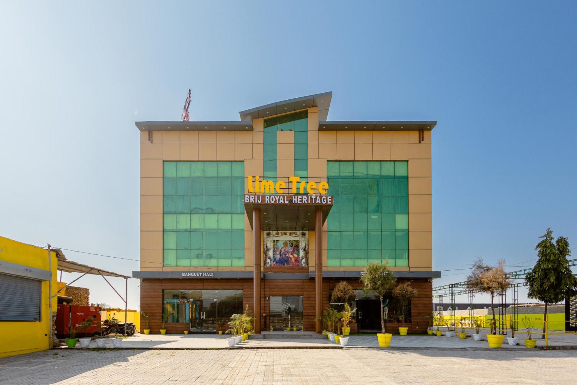 Lime Tree Hotel And Banquet Vrindāvan Eksteriør billede